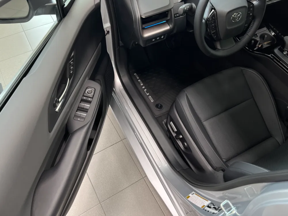 2023 toyota prius hybrid limited silver 12